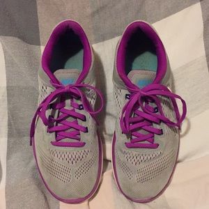 Weekend Sale 😱Nike Sneakers